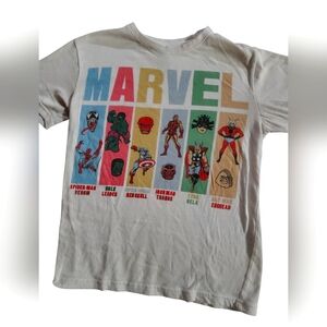 Marvel Character graphics white t-shirt small